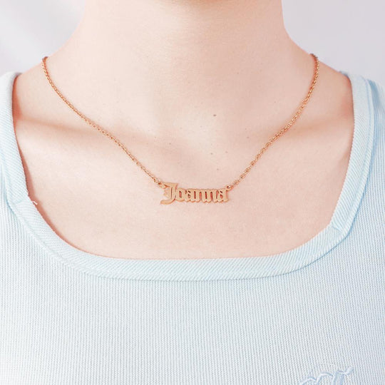 Christmas Gift Classic Font Nameplate Necklace 18K Rose Gold Plated Necklace MelodyNecklace