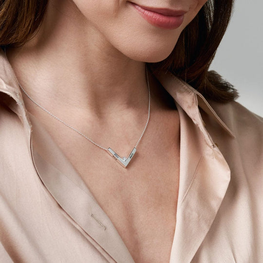 Diamond V Necklace Necklace MelodyNecklace