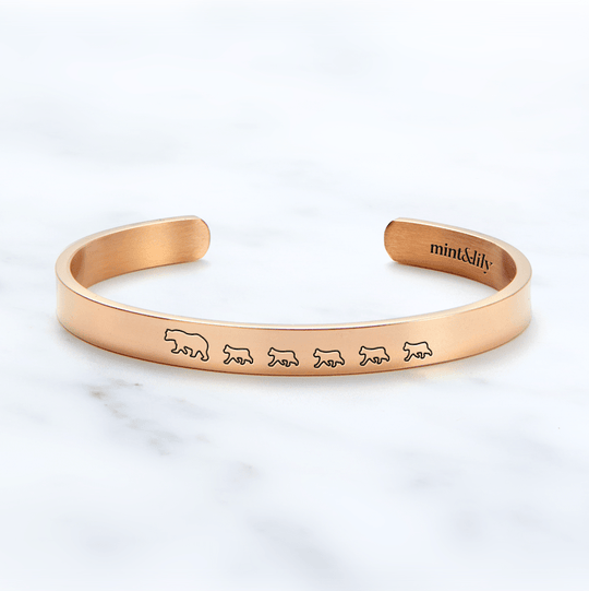 Mama Bear & Her Baby Bears Engraved Personalizable Cuff Bracelet 18k Rose Gold Plated / Mama + 5 Cubs Bracelet For Woman MelodyNecklace