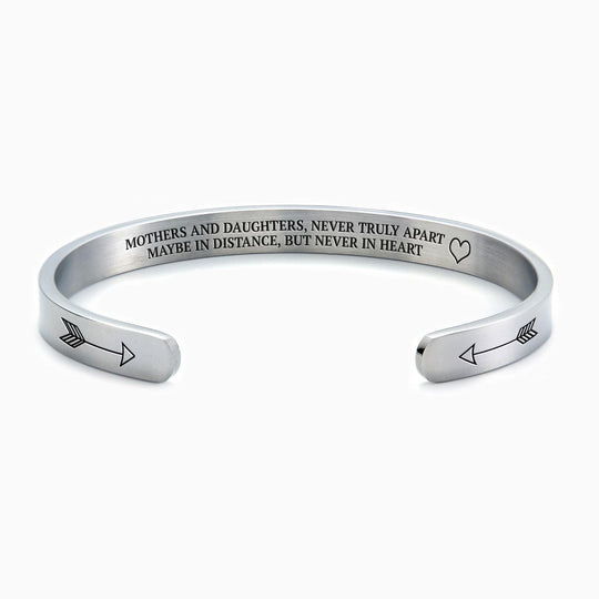 Mothers and Daughters Never Truly Apart Personalizable Cuff Bracelet Silver Bracelet For Woman MelodyNecklace